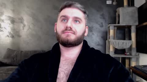 Snapshot of brad_pittfall chatting on February 21, 8:49 pm ask me online show from February 21, 8:49 pm