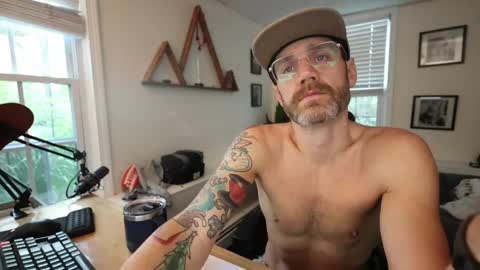 BradBronton online show from May 5, 10:21 am