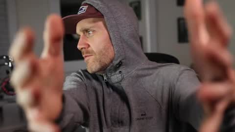 BradBronton online show from December 19, 4:45 am