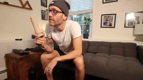 BradBronton online show from January 18, 1:31 pm