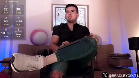 Bradley Colton Independ Model online show from April 4, 2:24 pm