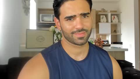 bradleymartin7 online show from March 9, 6:21 pm