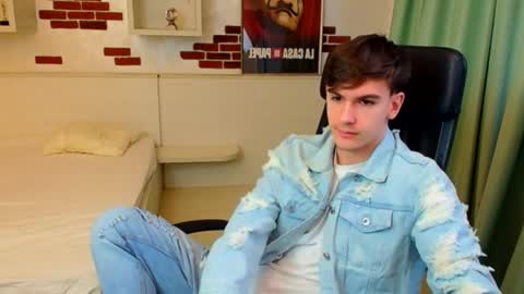 BradyFlint online show from March 8, 5:00 am