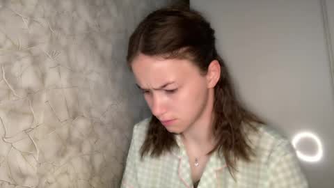 Kate online show from May 21, 5:41 pm