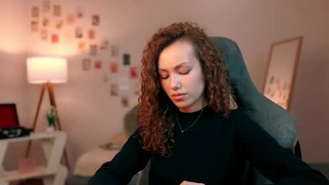 Lilly online show from October 3, 2:03 pm