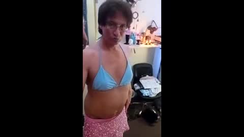Brandaley online show from April 21, 1:42 am