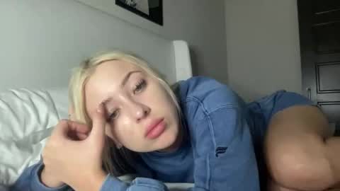 Skyyybanks online show from April 28, 8:07 am
