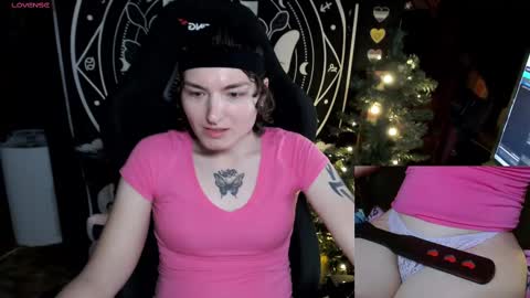 BrandiWRLD999 online show from December 20, 6:45 pm