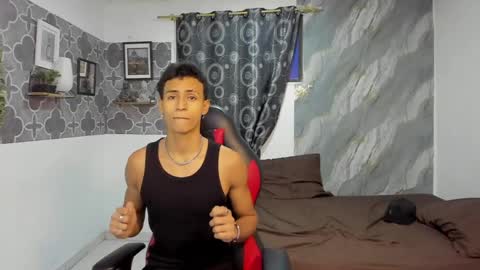 brandom_brook online show from June 8, 4:13 am