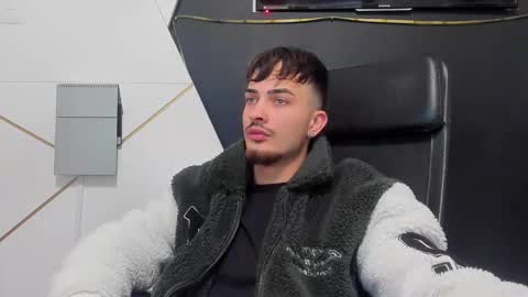 BrandonTateX online show from March 28, 8:27 am