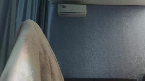 Belle  online show from March 15, 11:57 am