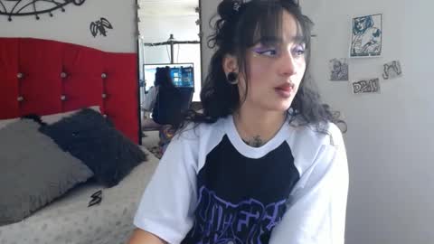 brandy_angell online show from December 5, 4:50 pm