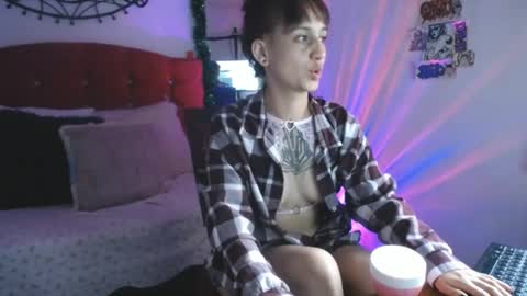 brandy_angell online show from February 5, 11:23 am