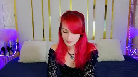 Brandybloomm online show from May 2, 1:17 pm