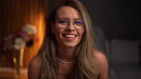 Alex online show from October 14, 4:15 am