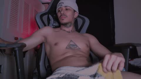 brasi_ online show from September 28, 5:33 pm