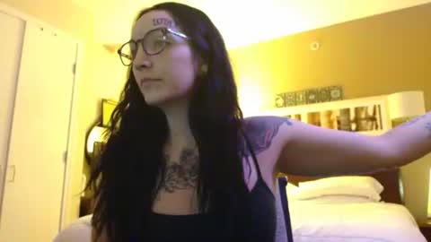 Bratty online show from December 5, 7:54 am