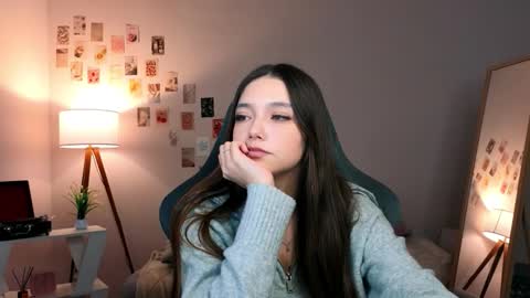 Rachel online show from February 25, 8:23 pm