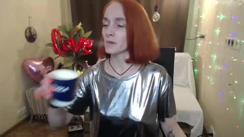 breeterner online show from February 16, 10:32 pm