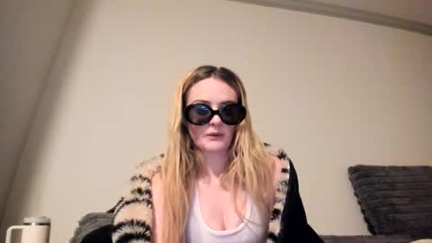 breezybabyy00 online show from December 4, 11:54 am