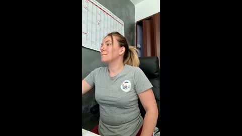 Brenda online show from April 23, 10:56 am