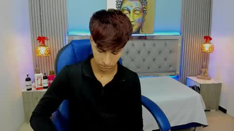 Esteban online show from February 10, 12:35 am