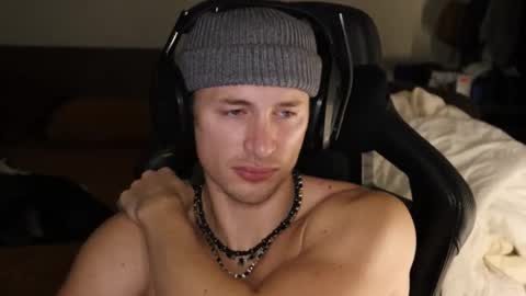 brentonverde online show from January 10, 2:17 am