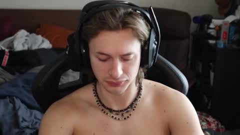 brentonverde online show from December 21, 3:51 pm