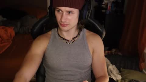 brentonverde online show from December 15, 10:39 pm