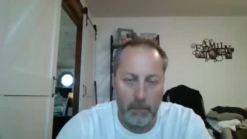 hey online show from October 11, 7:50 pm