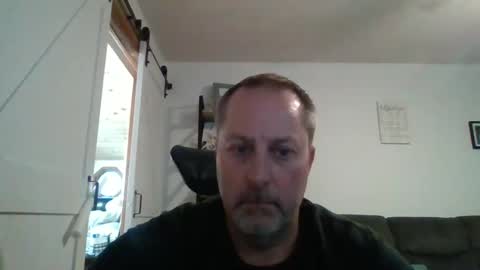 hey online show from November 16, 8:33 pm