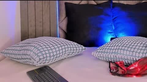 B R I A  online show from October 6, 1:34 am