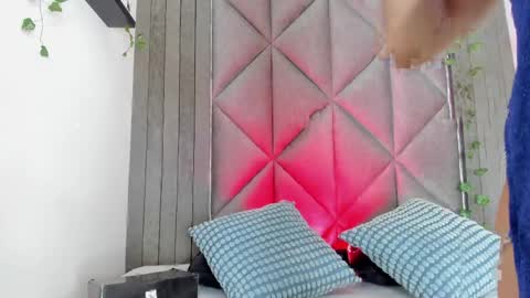 B R I A  online show from April 14, 2:48 am