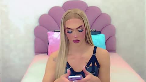 BRIANA online show from March 5, 1:52 am