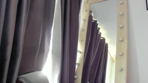 briannawhite10 online show from December 21, 7:31 pm