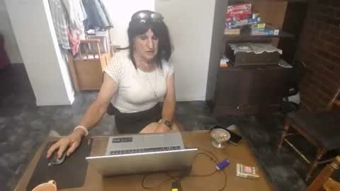 bridgetfouru online show from March 7, 4:34 am