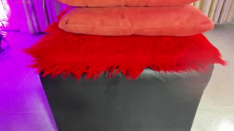    online show from September 23, 11:48 am