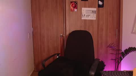 Brilla Mettal online show from February 26, 7:02 am