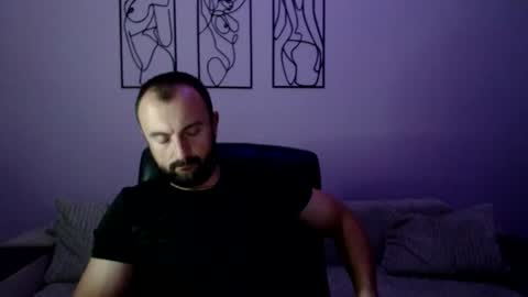 brindlefly69 online show from July 10, 10:53 am