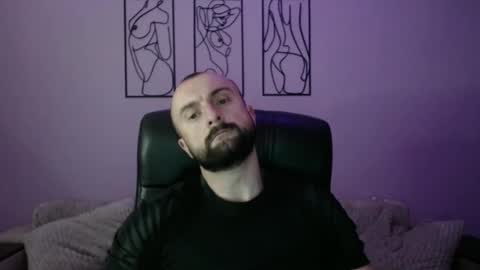 brindlefly69 online show from May 27, 10:34 am
