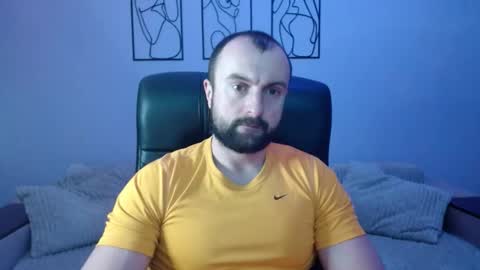 brindlefly69 online show from February 21, 11:46 am