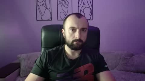 brindlefly69 online show from November 13, 2:20 pm