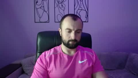 brindlefly69 online show from November 17, 7:05 pm