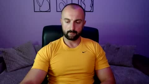brindlefly69 online show from July 24, 11:07 am