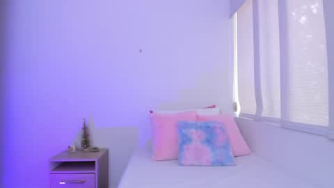 Brisa  online show from December 9, 6:14 pm