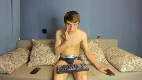 bristlebback online show from November 20, 5:10 pm