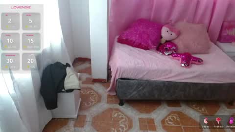 britannie_ online show from May 15, 12:57 pm