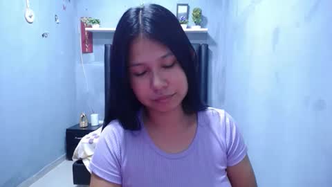 britanyx1 online show from May 15, 7:21 pm