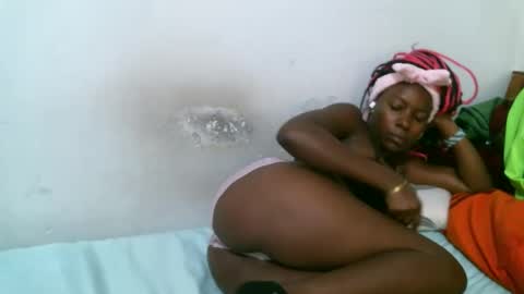 leccie online show from October 19, 11:48 am