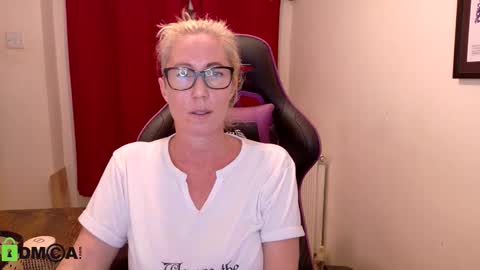 Lady Annabelle Montgomery online show from November 19, 9:24 pm